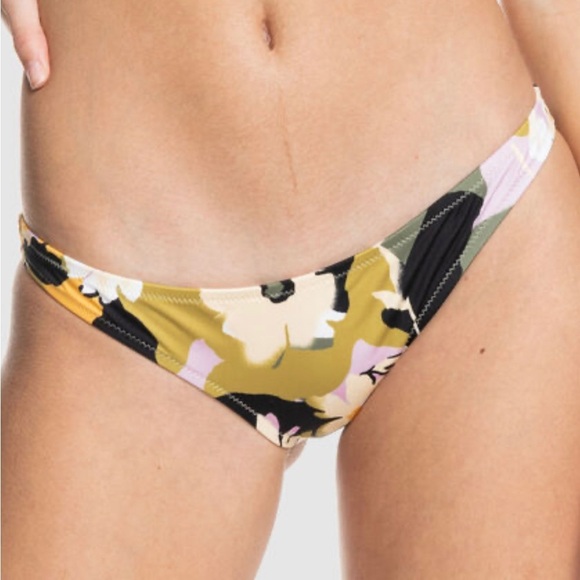 ROXY MIND OF FREEDOM FIXED TRI TOP CLASSIC CHEEKY PANT BIKINI SET - Picture 9 of 13